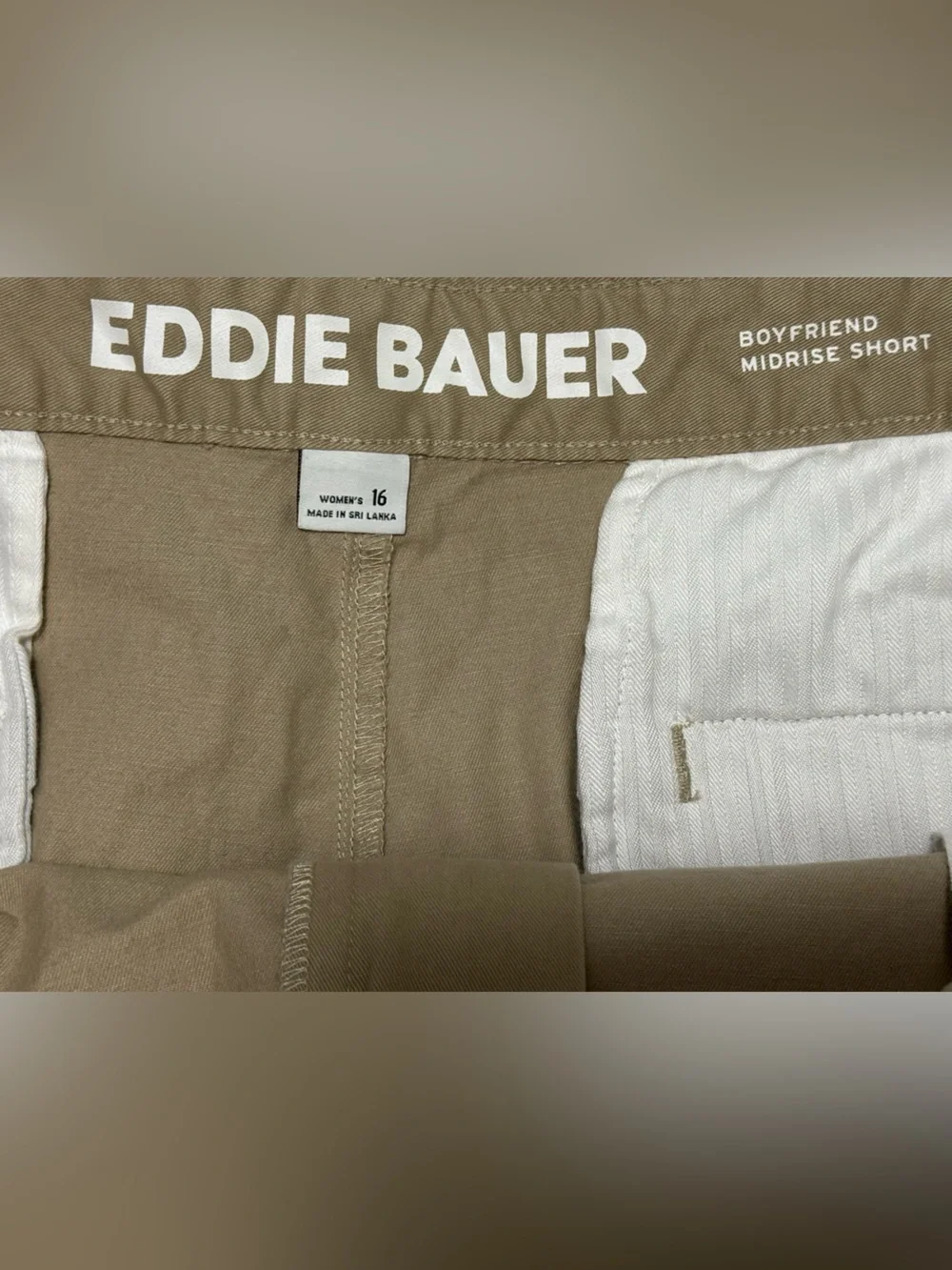 NWT Eddie Bauer WR Stretch Legend Wash Willit Shorts Size 16 Cloud Tan Khaki